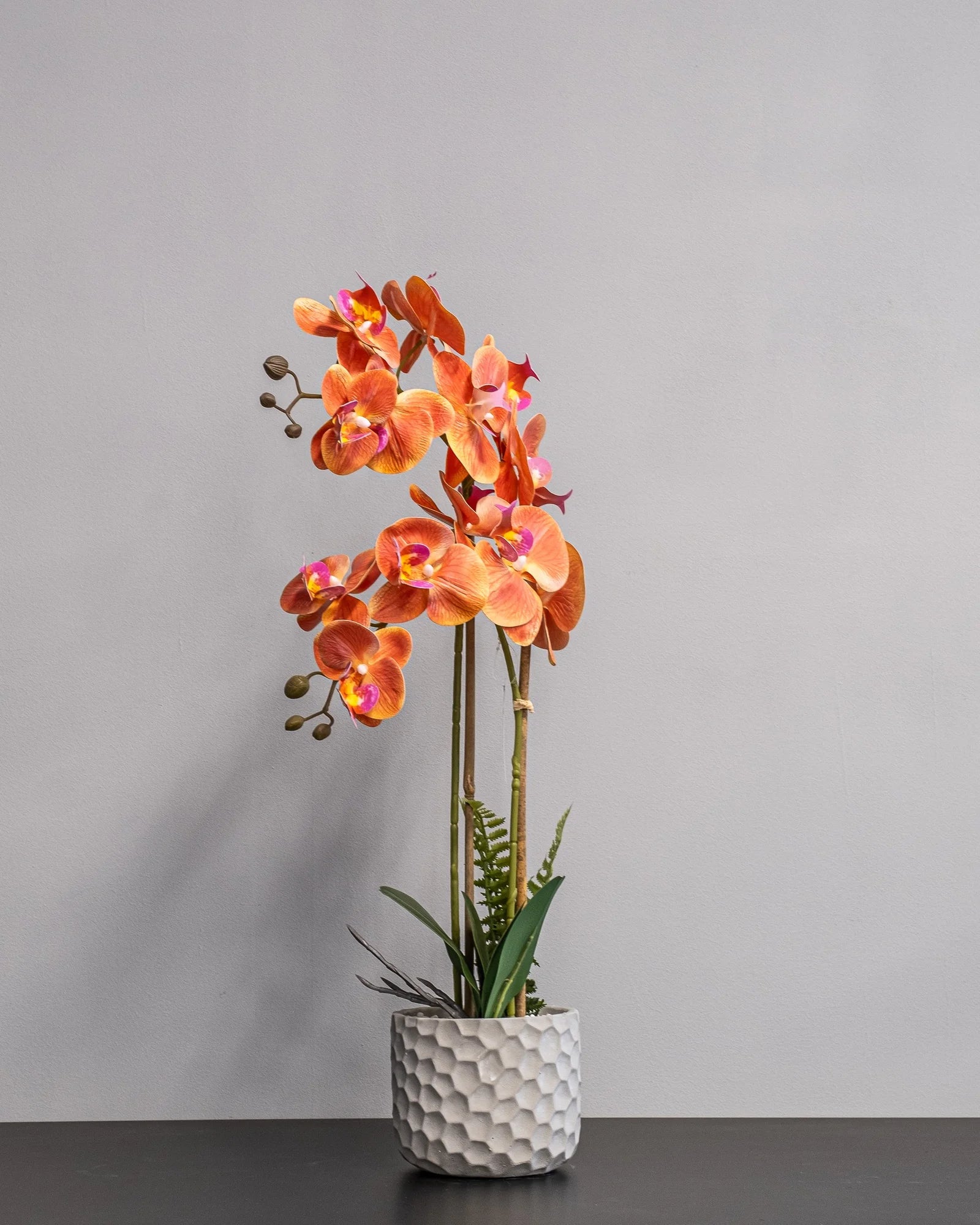 Konstgjorda Blommor – Guide till Fejk, Fake och Plastblommor 2026