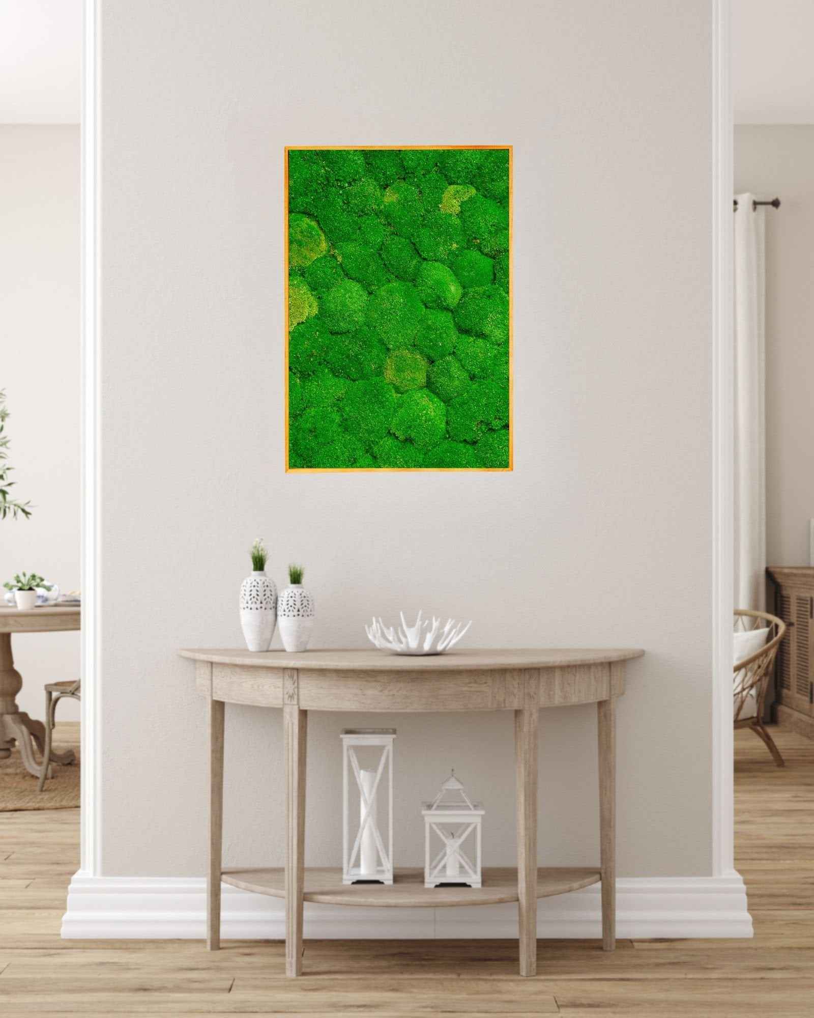 Detaljerad vy av Kvadratisk mosstavla med bollmossa med naturlig mossstruktur – 110×110 cm