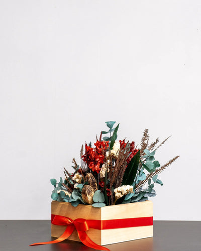 Röd Elegans Blomsterbox med torkade växter