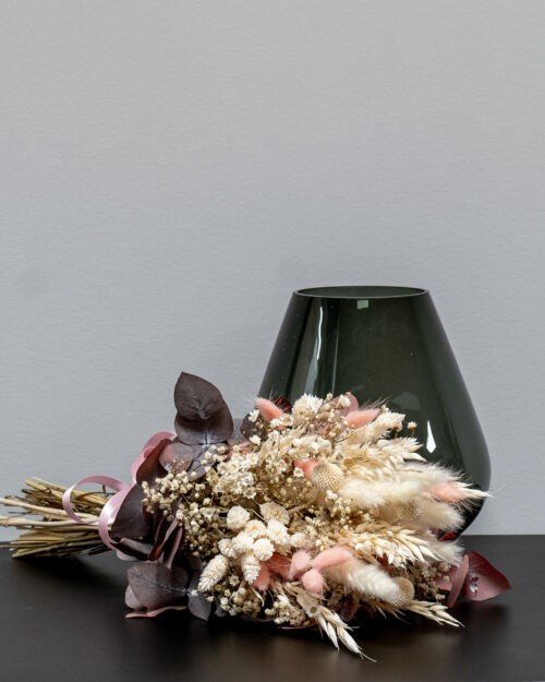 Alternative view of Sagakimppu – Romanttinen ja herkkä ikuisuusmorsiuskimppu